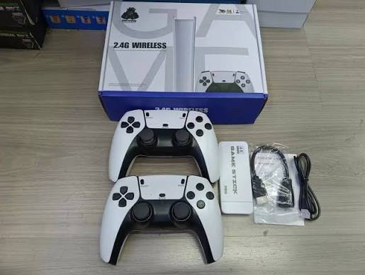 M15 2.4G Wireless Video Game Console