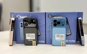 Snexian Bold T170 smartphones in multiple colours with boxes